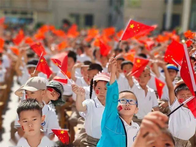 环保先行，新能源汽车的崭新篇章——探寻一汽-大众全新ID.7 VIZZION